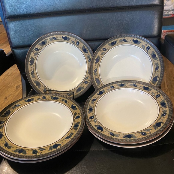 Set of 6 Mikasa Intaglio Arabella CAC01 Large  Rimmed Soup Bowls EC - Picture 1 of 6